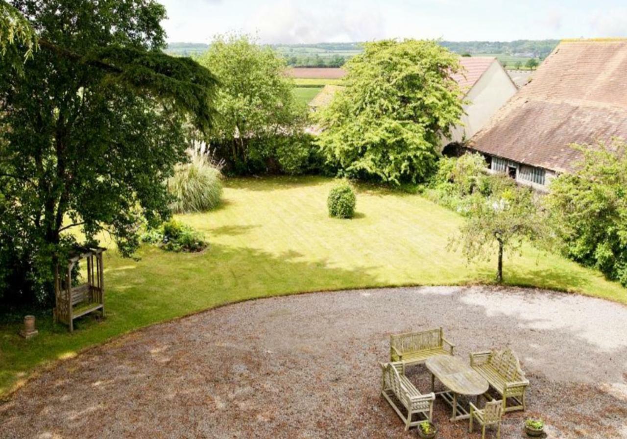 ホテルRangeworthy Court エクステリア 写真